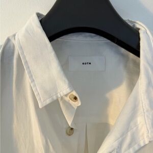 KOTN Men's Off-White Casual Button Down Shirt